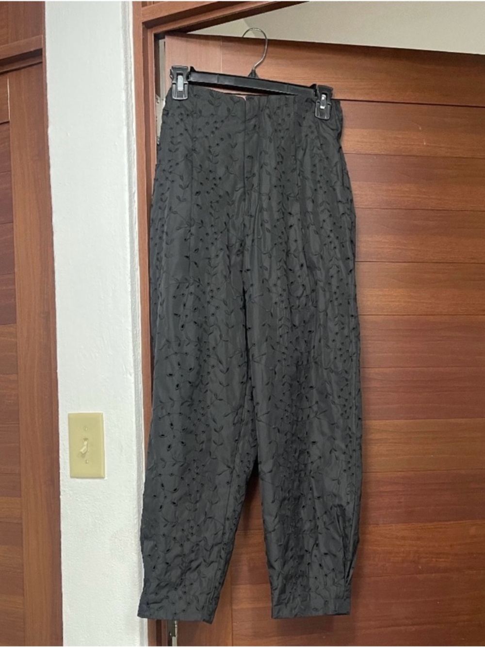 Zara Balloon Black Textured Embroidered Pants